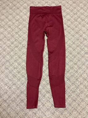 PINK Victoria’s Secret Burgundy Maroon Ribbed Performance Leggings Size XS